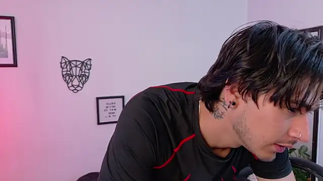 Chatroom XXX en direct de Elian_savoy