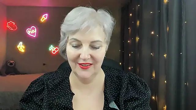 Mary-Leeeのウェブカメラショー