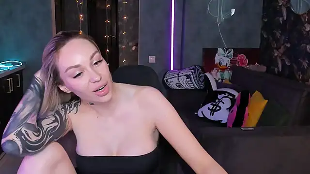 Blckmirrorr live XXX chat