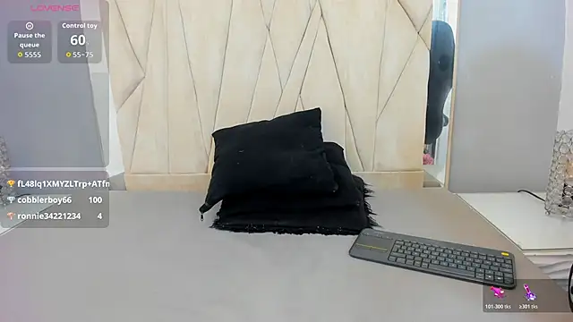 Chatroom XXX en direct de adams_bobby