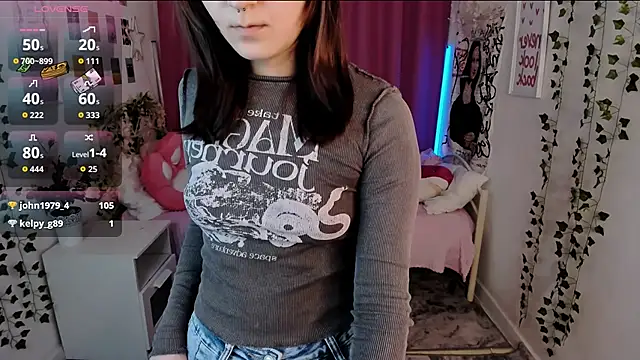 Alexa_Lexi_ Adlı Modelin Canlı XXX Sohbeti