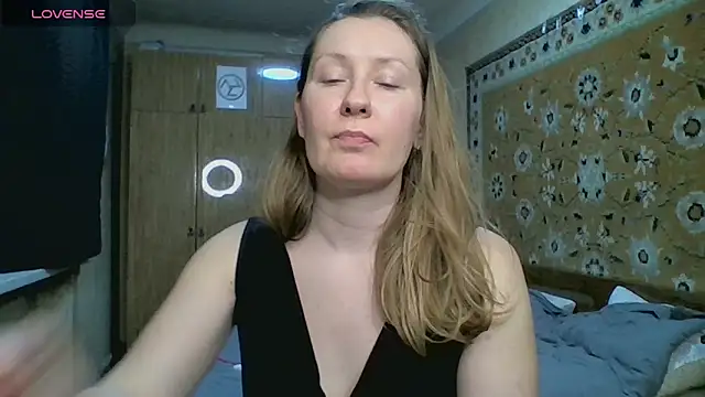 AnnaXLovers' Live XXX Chat