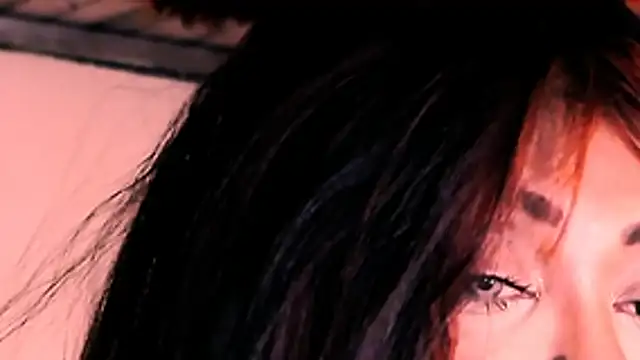 Czat XXX na żywo – indian_dreamgirl