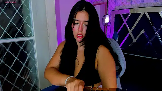 XXX chat uživo modela Miss_Scarlett22