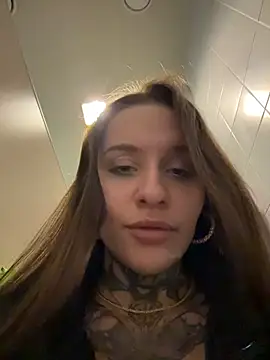 XXX chat uživo modela KishaMur