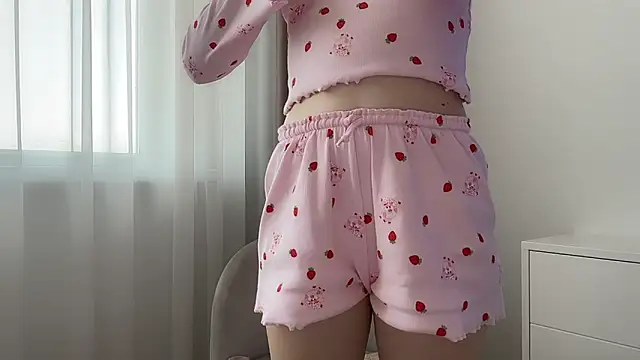 ShySchoolGirl 现场XXX聊天