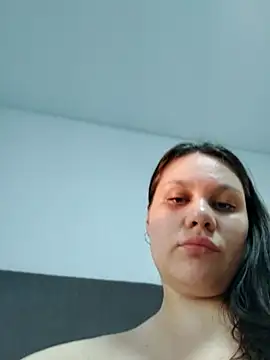 Kat__boobs: онлайн-секс-чат