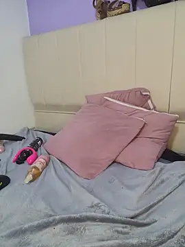 Scarlet_curly8a – Live XXX-chat