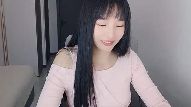 Lisa-3333 Adlı Modelin Canlı XXX Sohbeti