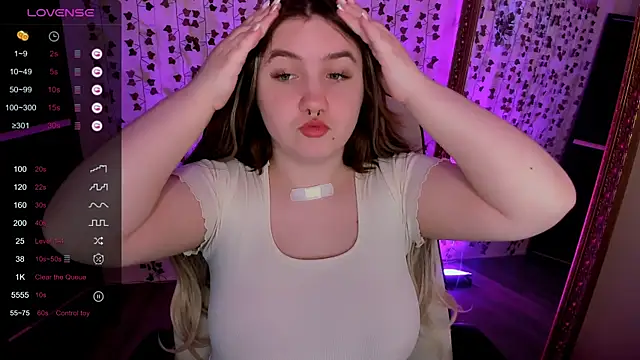 lovelyy_julia Live XXX-chat