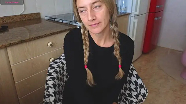 Lunamix Live XXX Chat