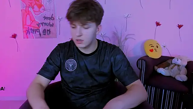 Živý XXX chat travis_wolf_