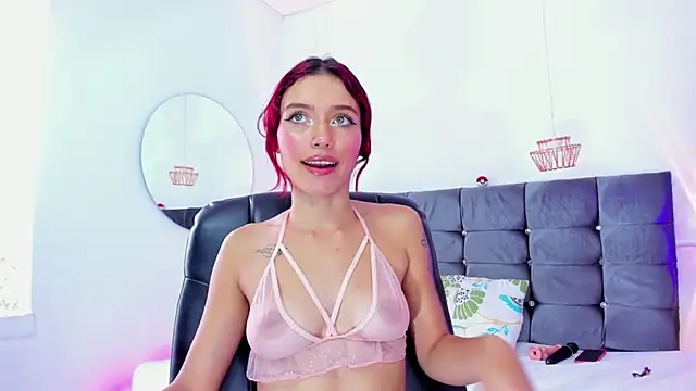 Cherry_Scarlet_'s Live XXX Chat