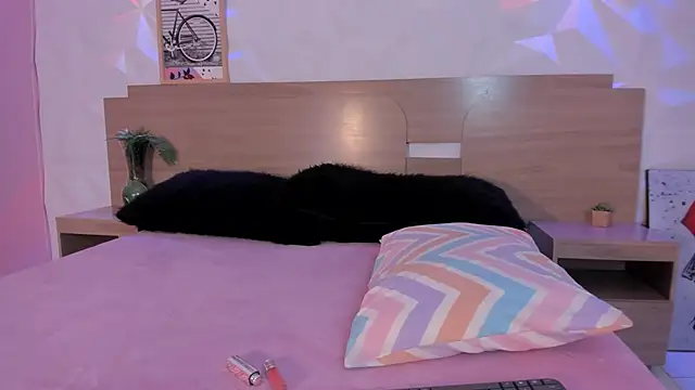 KittyVelve: онлайн-секс-чат