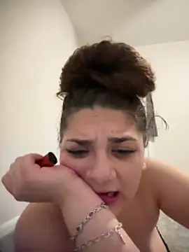 Chat XXX en directo de treasurebabii