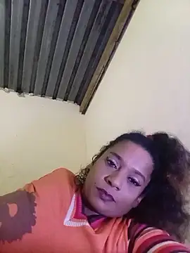 دردشة MiZzCreator الجنسية المباشرة