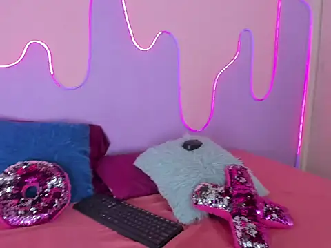 Amelia_queen Adlı Modelin Web Kamerası Şovu