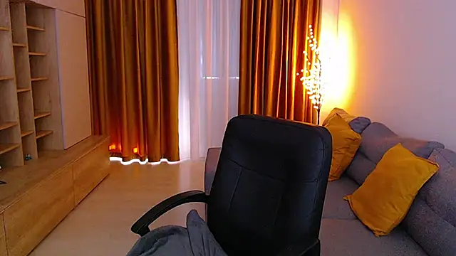 Živý XXX chat _Mia_Adams