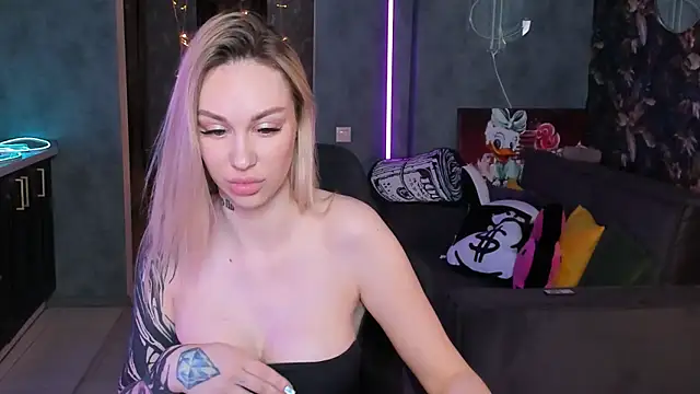 Blckmirrorrn Live XXX chat