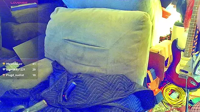 Pokazy przed kamerką – DoMeDoggyNow