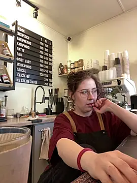 cinnabon_ 网络视讯表演