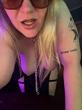 Chat XXX en directo de Granlady7