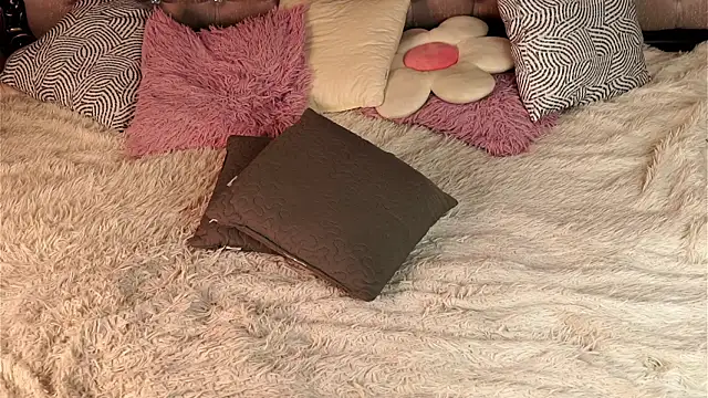 KirstinMcgeady's Live XXX Chat