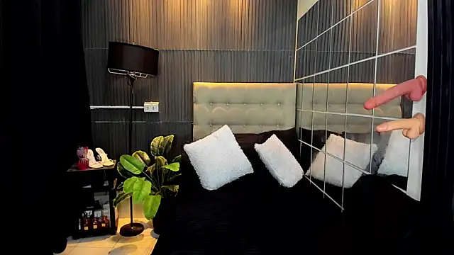 delightfulprincessts' Webcam Show