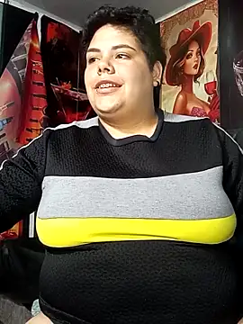 Show de Hailey_Curvy na webcam