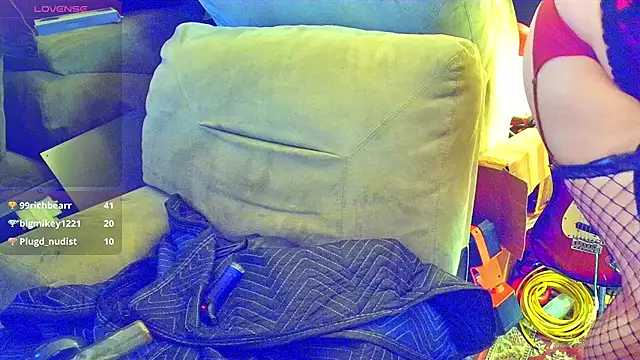 DoMeDoggyNow Live XXX-Chat