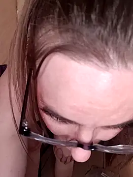 XXX chat uživo modela snowbird1117