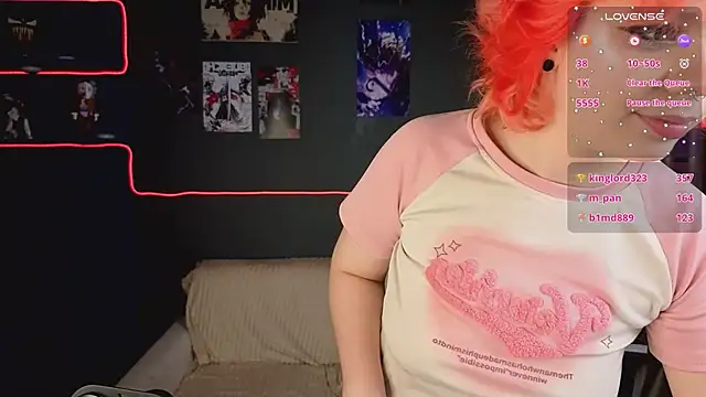 Waifu_Ketrin Adlı Modelin Canlı XXX Sohbeti