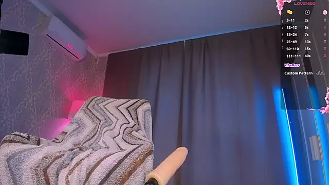 Chat XXX en directo de Juicy_Vikki