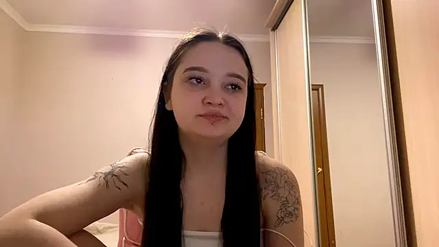 Онлайн чат XXX TrulaPhay