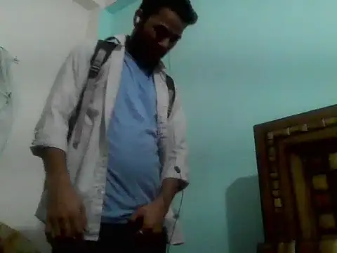 StubborndesiboyのライブXXXチャット