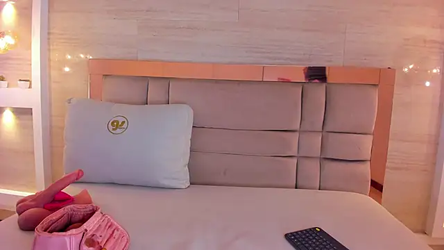 chloe_murray 现场XXX聊天