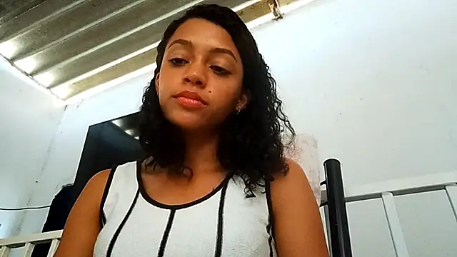 Show de MaxieSpyies na webcam