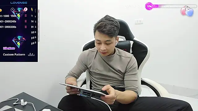 Naughty___asian's Live XXX Chat