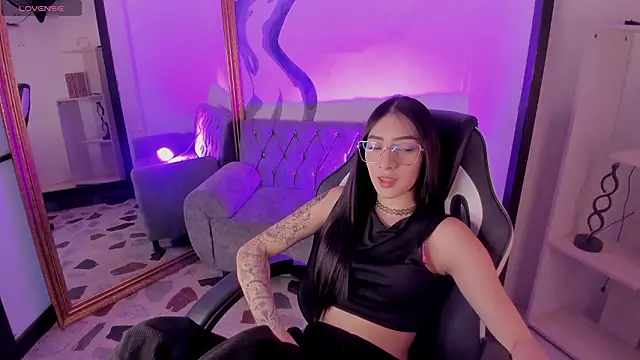 AlliceCopper's Live XXX Chat