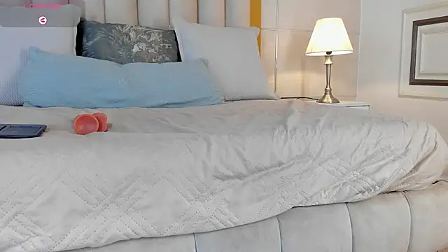 Chatroom XXX en direct de Crystal_Rose__