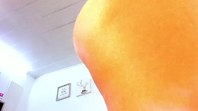 Онлайн чат XXX Tylla__