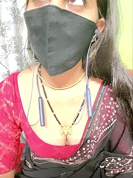 SareeQween143's Webcam Show