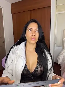 Chat +18 de ArianaReynoldss ao vivo