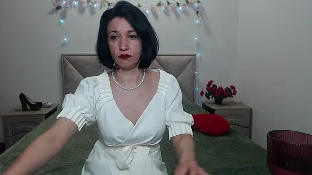 Czat XXX na żywo – CameronEnns