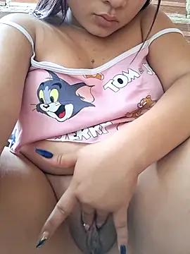 hot-mom22's Live XXX Chat