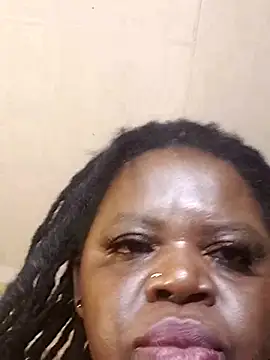 freakycoco81 élő XXX-chatje