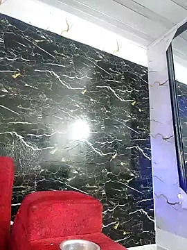 crislingery_dolli Webcam Show