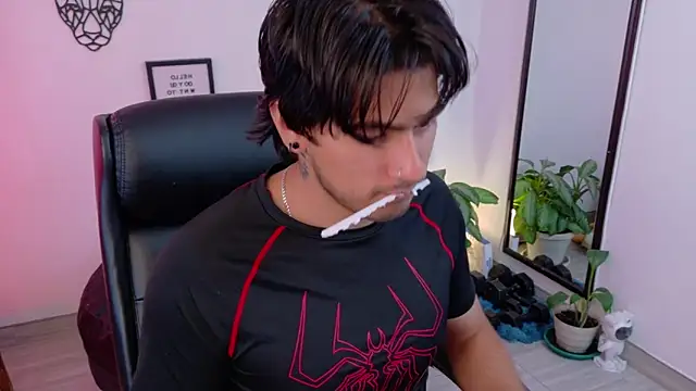 Elian_savoy – Naživo XXX chat