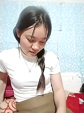 Chatroom XXX en direct de little-green-sprout