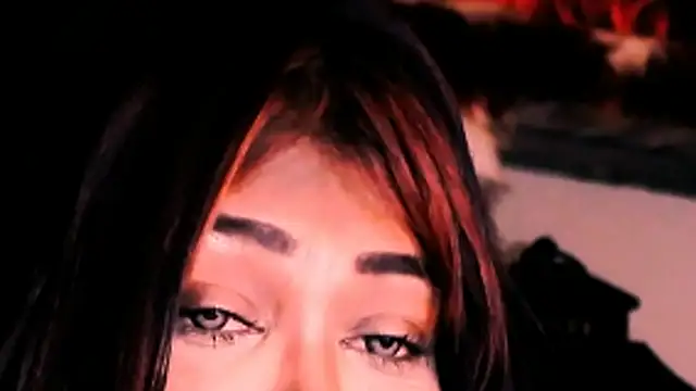 indian_dreamgirl's Live XXX Chat